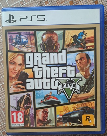 Riyadh, Toys & Games, SAR 2100,  For Sale: Sony PlayStation 5 Bundle +2 Games CDs+ Extended Warranty (Riyadh)