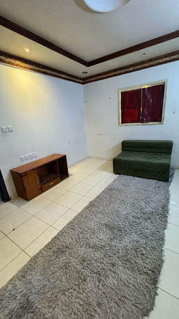 Riyadh, Rooms for Rent, SAR 1200/month,  One Room Available For Small Family Or Single Bachelor