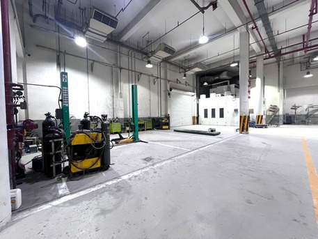 Salmabad, Warehouses, BHD 3950,  1900 Sq. Meter,  Fully Equipped Car Garage For Rent In Salmabad. BD 3950/-