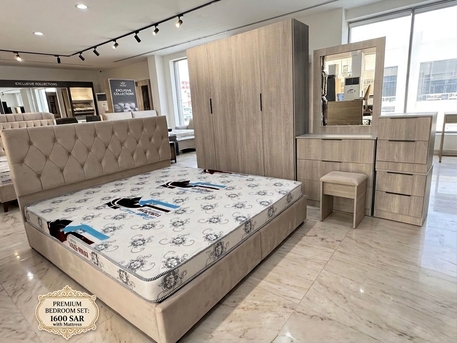 Jeddah, Furniture, SAR 1600,  COMPLETE WOODEN BEDROOM FURNITURE SET AVAILABLE WITH 4 DOOR WARDROBE IN LOW PRICES