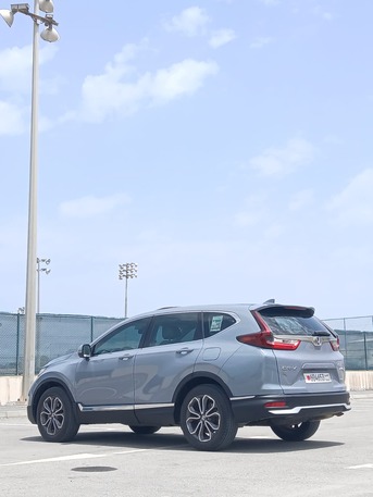 Zinj, Vehicles, Cars & Trucks , BHD 7500,  Honda CR-V,  2020,  Automatic,  83000 KM,    FULL OPTION CAR FOR SALE