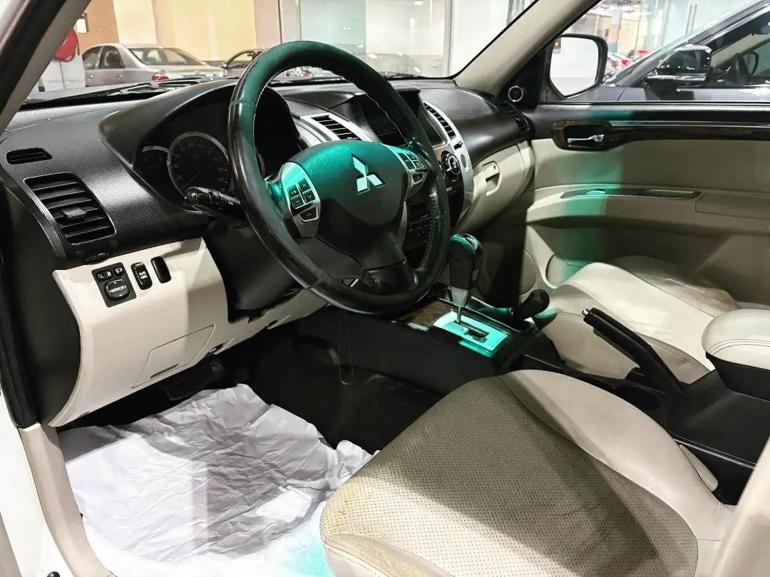 Amwaj Islands, Vehicles, Cars & Trucks , BHD 1750,  Mitsubishi Pajero Sport V6 4x4,  2009,  Automatic,  220000 KM,  Mitsubishi Pajero Sport  V6 3.5L 4x4