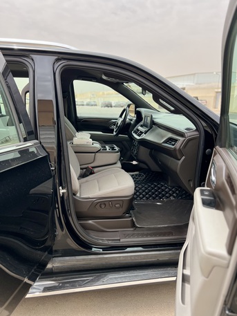 Riyadh, Vehicles, Cars & Trucks , SAR 145000,  Chevrolet Suburban,  2023,  Automatic,  120000 KM,  Special Deal