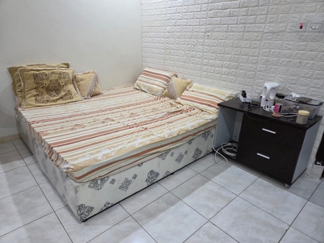 Jeddah, Furniture, SAR 1650,  Final Price.1SBed.2wardrobe.1exmachine.2doublebed Matrices.3table.2chairs.2cabinets.1Fbed