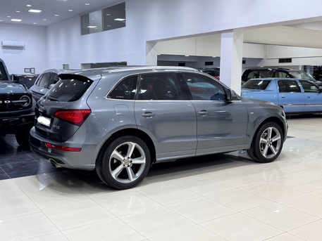 Manama, Vehicles, Cars & Trucks , BHD 2700,  Audi Q5,  2015,  Automatic,  199600 KM,   /  (Grey)