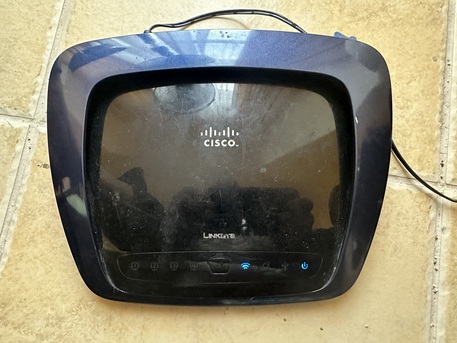Saar, Electronics, BHD 8,  Cisco-Linksys WRT61ON  Wireless-Dual N Band  Router