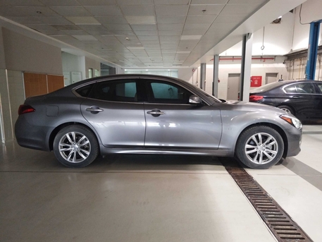 Jeddah, Vehicles, Cars & Trucks , SAR 112000,  Infiniti Q70,  2020,  Automatic,  90 KM,   3.7 Luxury