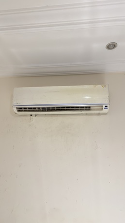 Riyadh, Air Conditioners, SAR 500,  I Would Like To Sell 1 Double Fridge 1 Washing Mechine 13 Kg & 2 AC