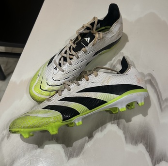 Riyadh, Clothing & Accessories, SAR 150,  Football Shoe , Football Boot