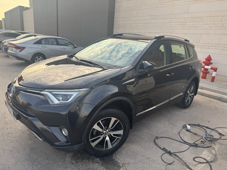 Riyadh, Vehicles, Cars & Trucks , SAR 50000,  Toyota RAV4,  2017,  Automatic,  315623 KM,