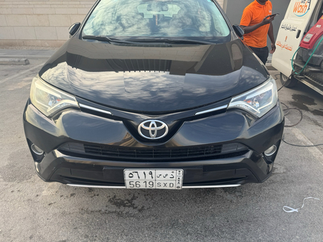 Riyadh, Vehicles, Cars & Trucks , SAR 50000,  Toyota RAV4,  2017,  Automatic,  315623 KM,