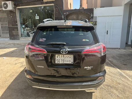 Riyadh, Vehicles, Cars & Trucks , SAR 50000,  Toyota RAV4,  2017,  Automatic,  315623 KM,
