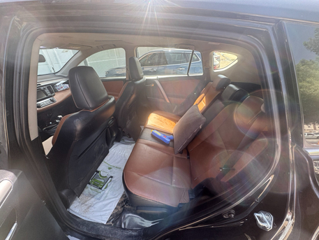 Riyadh, Vehicles, Cars & Trucks , SAR 50000,  Toyota RAV4,  2017,  Automatic,  315623 KM,