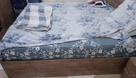 Al Malaz, Furniture, SAR 550,  2 Door Metal Wardrobe & 2 Bed Mattress