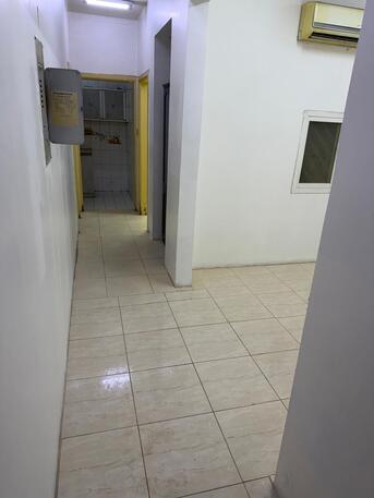 Al Khalidiyah, Apartments, Flats, Houses & Villas, SAR 16000130/year,  2 BR,  50 Sq. Meter,  Studio Room & 2 BHK Available In Khalidiyah 2 Room Available ( Salah
