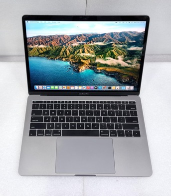 Manama, Computers, BHD 145,  MacBook Pro Core I5 2.3Ghz 8GB RAM 13"Quad Display With Type-C Adapter FREE AirPods Pro