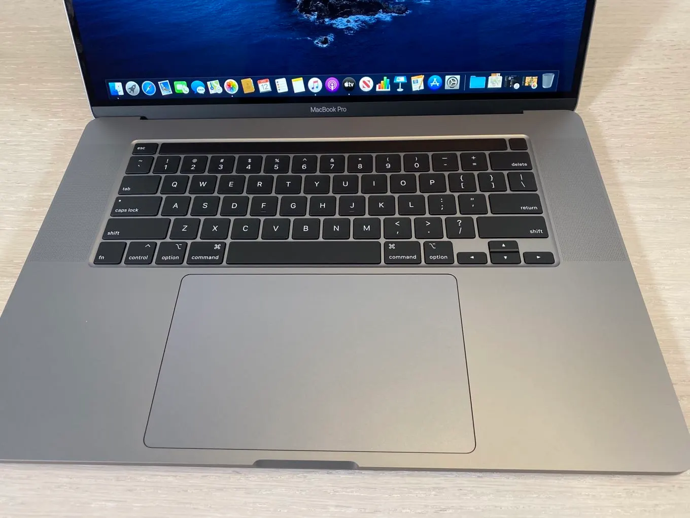 Riyadh, Computers, SAR 2500,  Macbook Pro 2019 I7 32GB Ram 4GB Graphics