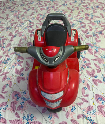 Jeddah, Baby & Kid Stuff, SAR 90,  Kids Electric Bike Available For Sale