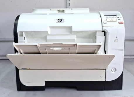 Manama, Computers, BHD 30,  HP LaserJet Color Printer Good Working Plug & Print (Only In 38/-BD) Contact 34593559