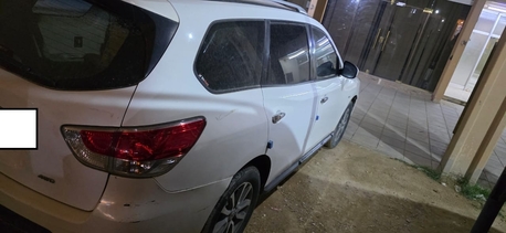 Riyadh, Vehicles, Cars & Trucks , SAR 25000,  Nissan Pathfinder,  2013,  Automatic,  253000 KM,