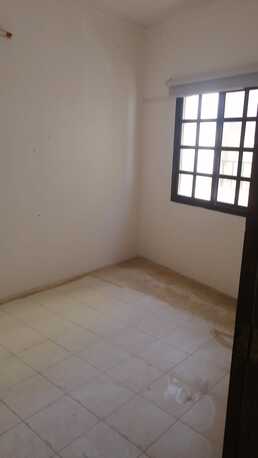 Muharraq, Apartments, Flats, Houses & Villas, BHD 120/month,  2 BR,  100 Sq. Meter,  2 BR FLAT  UN FURNISHED 120 BD WITH EWA NEAR MUMAHAR HEALTH CENTER