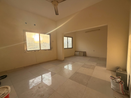 Salmaniya, Apartments, Flats, Houses & Villas, BHD 170/month,  2 BR,  2 Bedroom Flat For Rent With Ewa