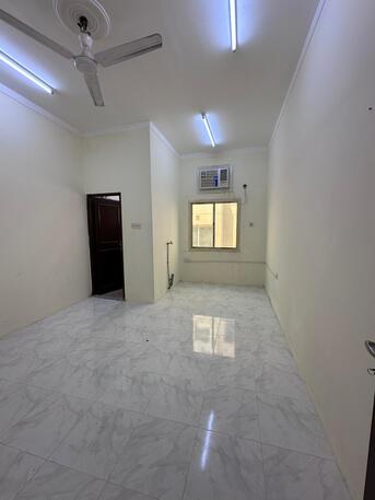 Salmaniya, Apartments, Flats, Houses & Villas, BHD 130/month,  Studio,  20 Sq. Meter,  Studio Flat In Salmaniya