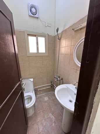 Salmaniya, Apartments, Flats, Houses & Villas, BHD 130/month,  Studio,  20 Sq. Meter,  Studio Flat In Salmaniya