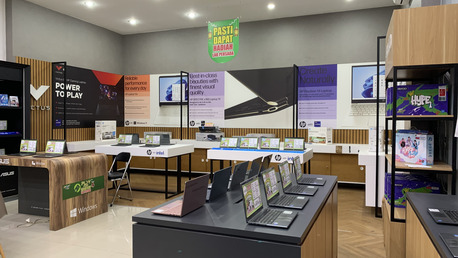 Jakarta, Business, Lab Persada Computer