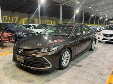 Riyadh, Vehicles, Cars & Trucks , SAR 80000,  TOYOTA CAMRY,  2021,  Automatic,  110000 KM,  FULL OTON GLE 7