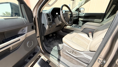Riyadh, Vehicles, Cars & Trucks , SAR 95000,  Ford Expedition,  2018,  Automatic,  168000 KM,   Expedition Limited Full Option 4x4
