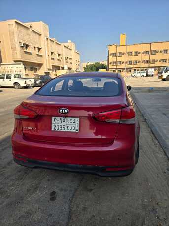 Jubail, Vehicles, Cars & Trucks , SAR 26000,  Kia Carens,  2017,  Automatic,  203000 KM,  KIA Car For Sale