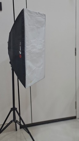 Manama, Electronics, BHD 50,  Studio Softbox Lighting Kit With Stand &ndash; Photography Light (Used)
