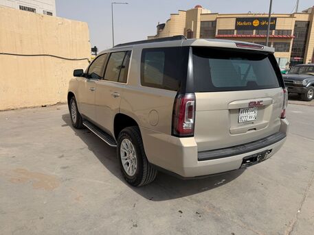 Riyadh, Vehicles, Cars & Trucks , SAR 46000,  Gmc Yukon,  2015,  Automatic,  307000 KM,    2WD