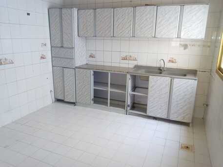 East Riffa, Apartments, Flats, Houses & Villas, BHD 160/month,  2 BR,  85 Sq. Meter,  Flat For Rent In East Riffa On The Main Road 2bedrooms