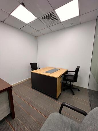 Dubai, Offices, AED 27000,  120 Sq. Feet,  Are You Looking For A Spacious Office In A Prime Location? We&rsquo;ve Got You Covered!