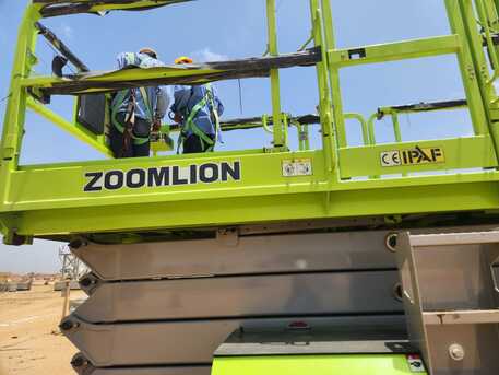 Jizan, Temp Jobs, URGENT HIRING &ndash; SCISSOR LIFT / MANLIFT OPERATOR