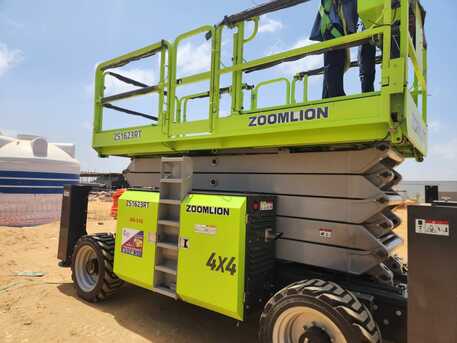 Jizan, Temp Jobs, URGENT HIRING &ndash; SCISSOR LIFT / MANLIFT OPERATOR