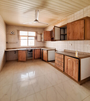 Sanabis, Apartments, Flats, Houses & Villas, BHD 180/month,  2 BR,  For Rent An Apartment In Sanabis Area .