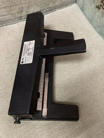 Dammam, Collectibles, SAR 50,  ACCO Model 450 Heavy-duty Industrial 3-hole Punch.