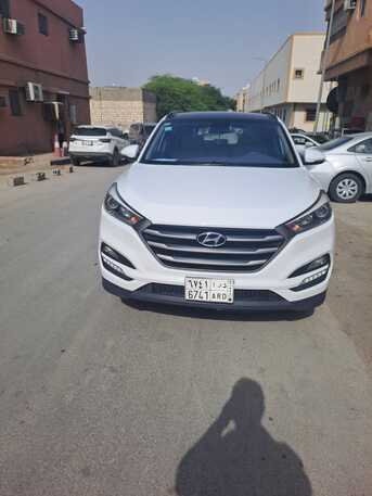 Riyadh, Vehicles, Cars & Trucks , SAR 48500,  Hyundai Tucson 2018,  2018,  Automatic,  258000 KM,   SAR 48500 Engine 2.0.