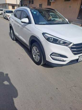 Riyadh, Vehicles, Cars & Trucks , SAR 48500,  Hyundai Tucson 2018,  2018,  Automatic,  258000 KM,   SAR 48500 Engine 2.0.
