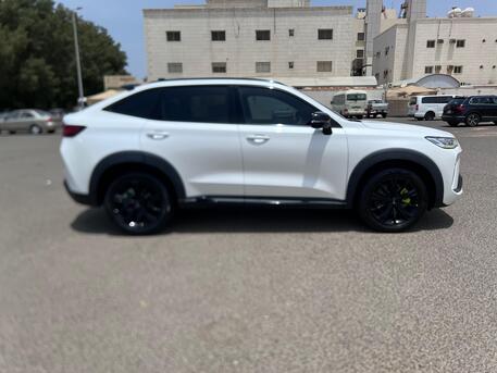 Jeddah, Vehicle Lease Transfer, SAR 5000,  Haval H6 GT Sport 2024 | 30,000 Km | Like New | Final Exit