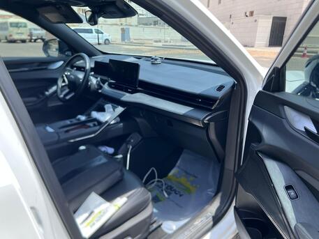 Jeddah, Vehicle Lease Transfer, SAR 5000,  Haval H6 GT Sport 2024 | 30,000 Km | Like New | Final Exit