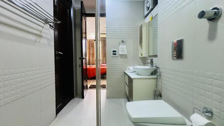 New Delhi, Apts/Flats Wanted, INR 20430/day,  Furnished,  3 BR,  2000 Sq. Feet,  Premium 3BHK - Green Park Hauz Khas Village