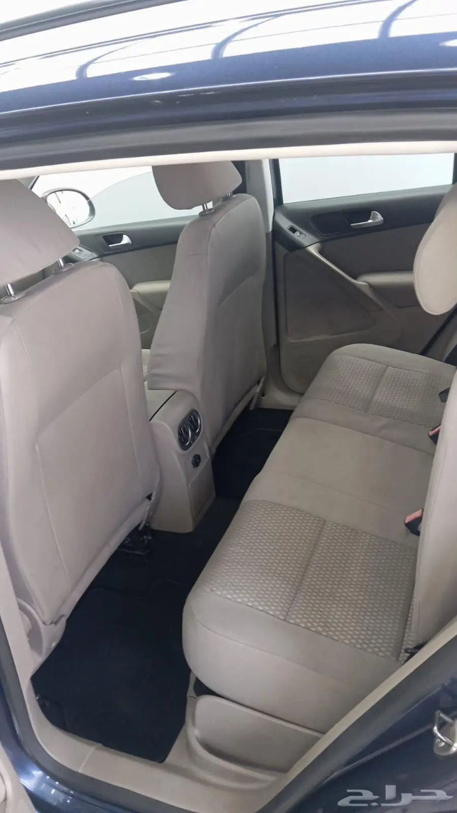 Riyadh, Vehicles, Cars & Trucks , SAR 18000,  2011,  2011,  Automatic,  352 KM,  Volkswagen Tiguan  Catchy Price - Quick Sale