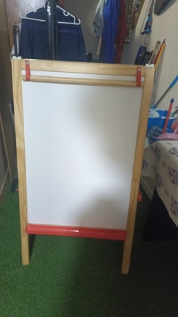 Dammam, Furniture, SAR 100,  2 In 1  White Board And Black Board Stand. In Good Condition