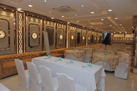 Noida, Travel, Hotels Near Noida City Centre Metro Station