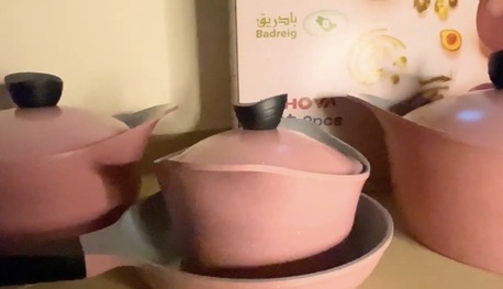 Al Khobar Al Shamalia, Household Items, SAR 50,  9 Pieces Granite Cookware Pink
