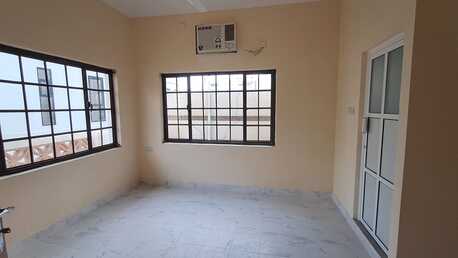 Manama, Apartments, Flats, Houses & Villas, BHD 140/month,  Studio,  Studio Flat For Rent With Split And Window AC Un Limited EWA